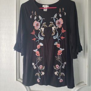 Isela Pullover Floral Blouse size M, 3/4 sleeves